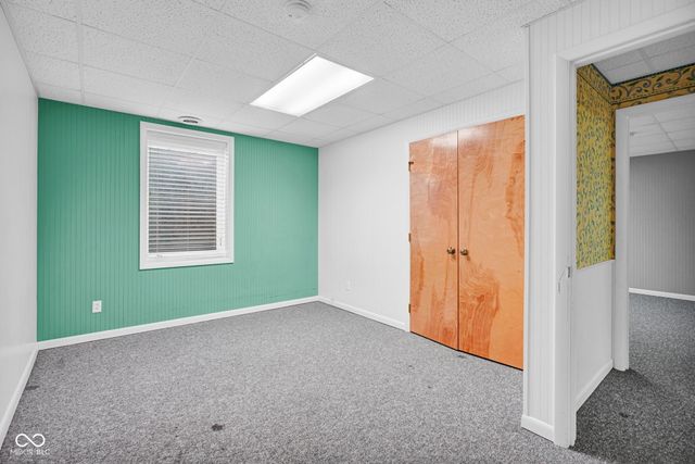 3805 Lakeside Drive, Columbus, IN 47203