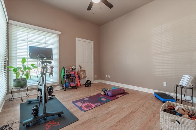 1559 Williams Way, Fayetteville, AR 72703