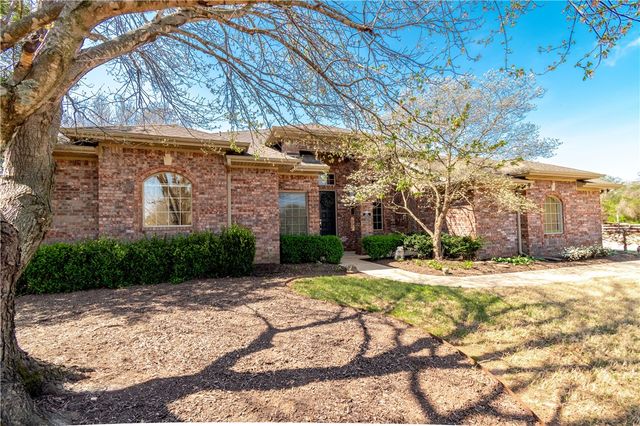 1559 Williams Way, Fayetteville, AR 72703