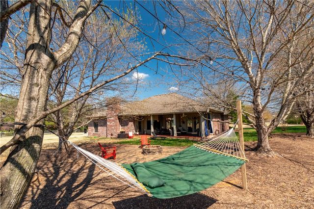 1559 Williams Way, Fayetteville, AR 72703