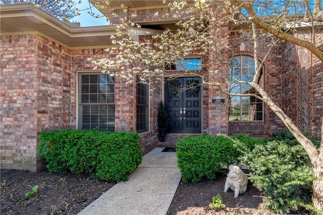 1559 Williams Way, Fayetteville, AR 72703