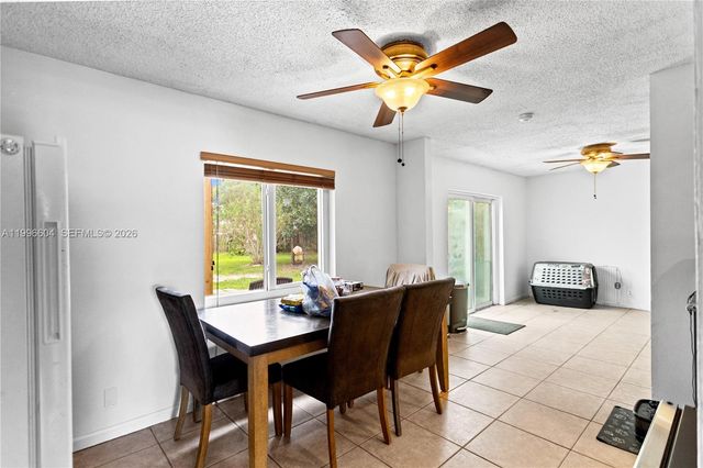 7690 SW 7th Ct, North Lauderdale, FL 33068