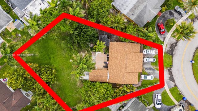 7690 SW 7th Ct, North Lauderdale, FL 33068