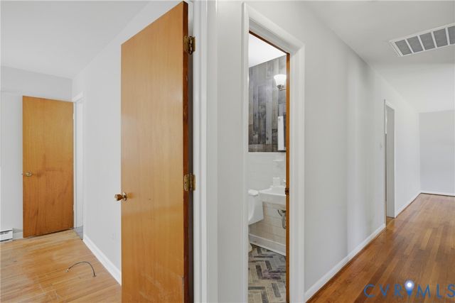 9812 Luscombe Ln, Henrico, VA 23228