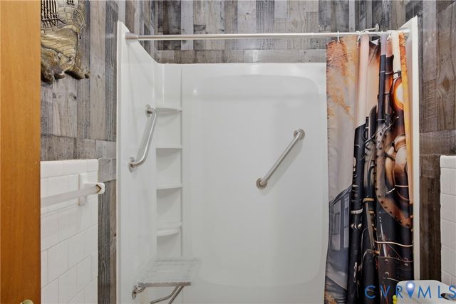 9812 Luscombe Ln, Henrico, VA 23228