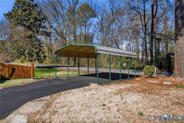 9812 Luscombe Ln, Henrico, VA 23228