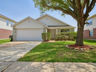 1319 Emilee Court, Rosenberg, TX 77471