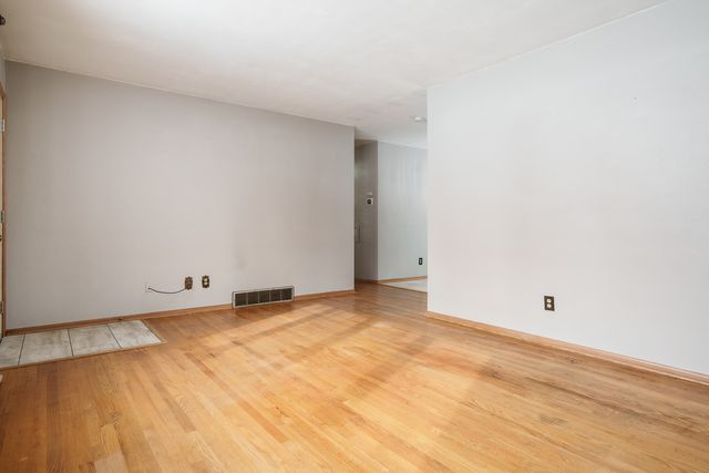 3308 WESLEYAN Avenue, Rockford, IL 61108