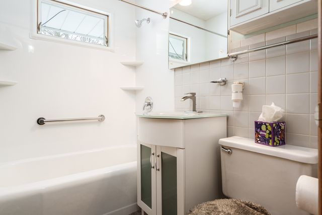 3308 WESLEYAN Avenue, Rockford, IL 61108