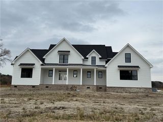 2624 Ballahack RD, Chesapeake, VA 23322