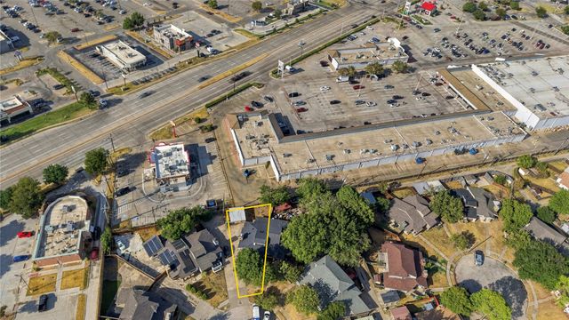501 Hunters Glen Street, Lewisville, TX 75067