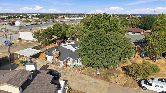 501 Hunters Glen Street, Lewisville, TX 75067