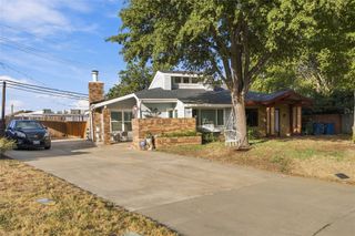 501 Hunters Glen Street, Lewisville, TX 75067