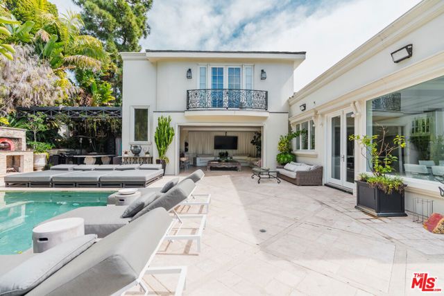 727 N Alta Drive, Beverly Hills, CA 90210