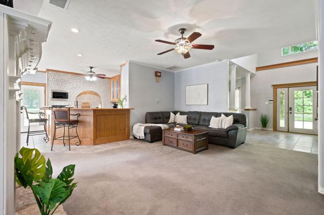 15217 Paradise Point Drive, Willis, TX 77318