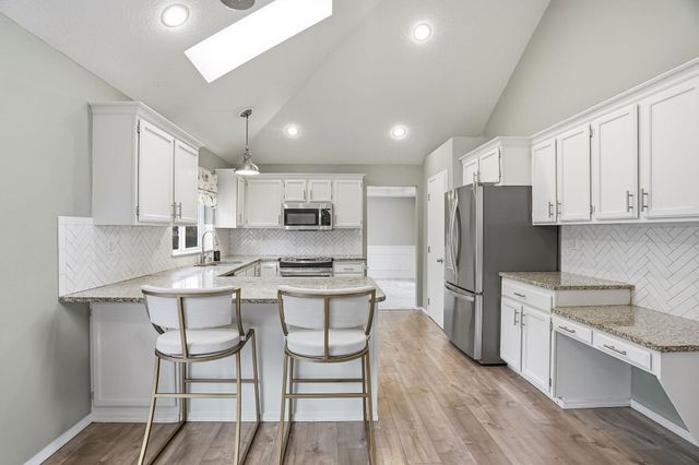 15718 E 21st Ct, Spokane Valley, WA 99037