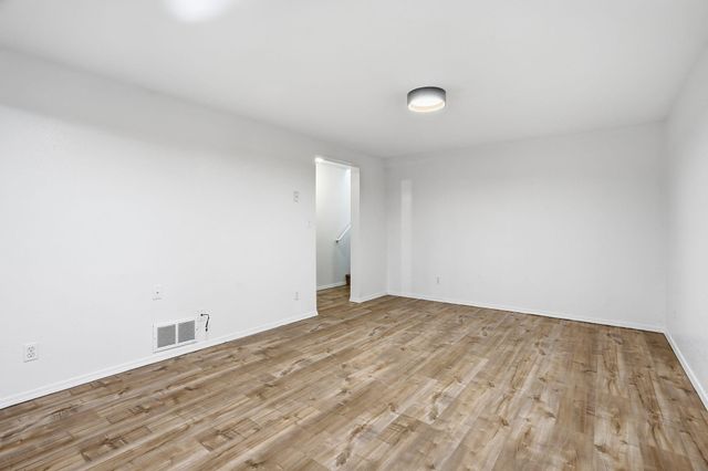 15718 E 21st Ct, Spokane Valley, WA 99037