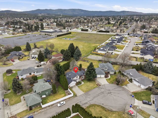 15718 E 21st Ct, Spokane Valley, WA 99037