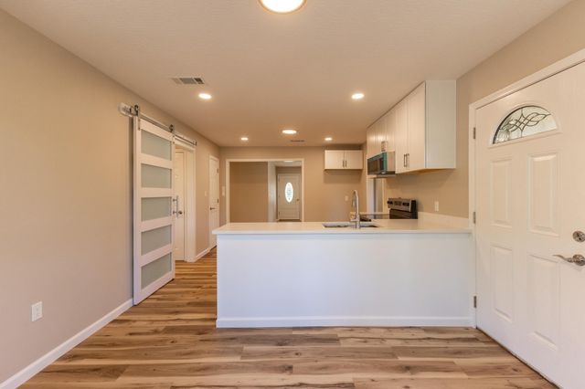 71 Griffith Rd., Hattiesburg, MS 39402