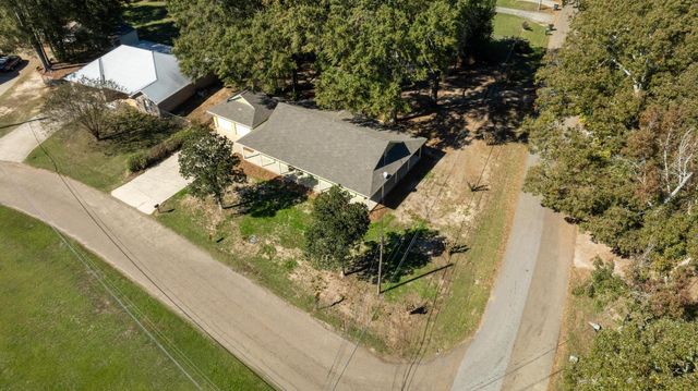 71 Griffith Rd., Hattiesburg, MS 39402