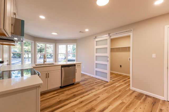 71 Griffith Rd., Hattiesburg, MS 39402