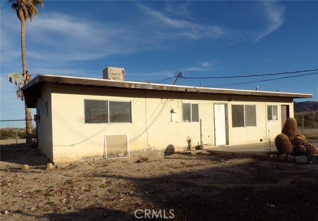 6810 Maude Adams, Twentynine Palms, CA 92277