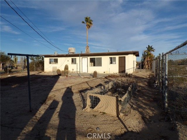 6810 Maude Adams, Twentynine Palms, CA 92277