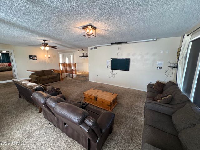 201 S 6TH Place, Show Low, AZ 85901