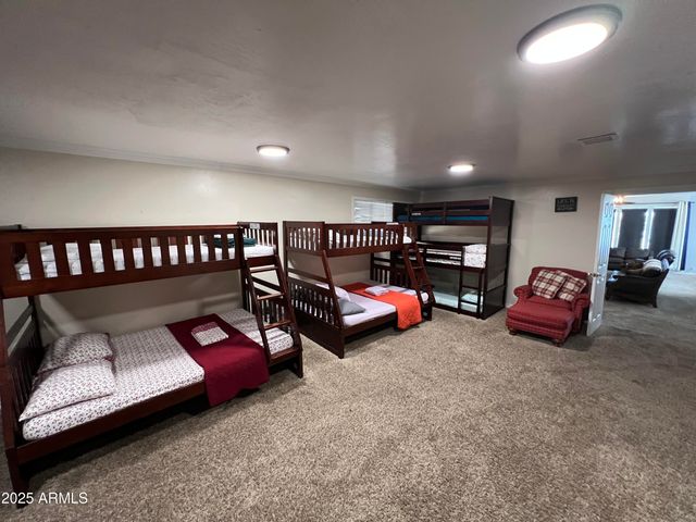 201 S 6TH Place, Show Low, AZ 85901