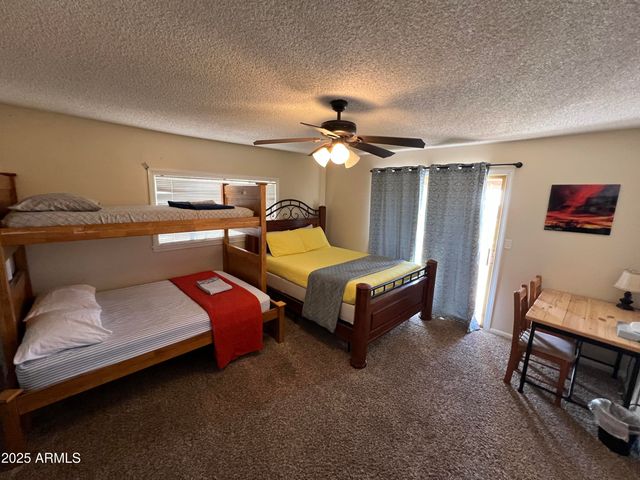 201 S 6TH Place, Show Low, AZ 85901