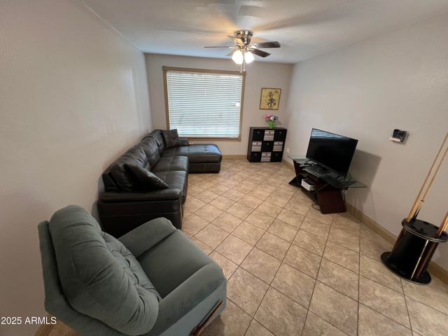 201 S 6TH Place, Show Low, AZ 85901