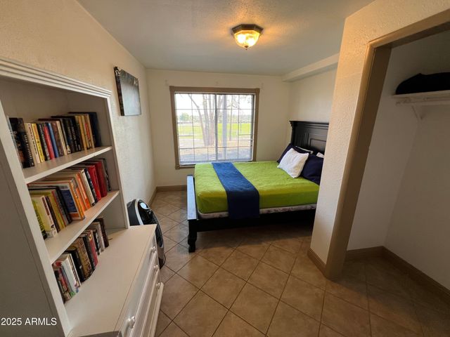 201 S 6TH Place, Show Low, AZ 85901