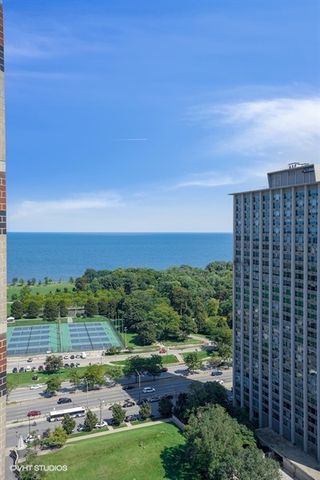 3660 N LAKE SHORE Drive 2407, Chicago, IL 60613
