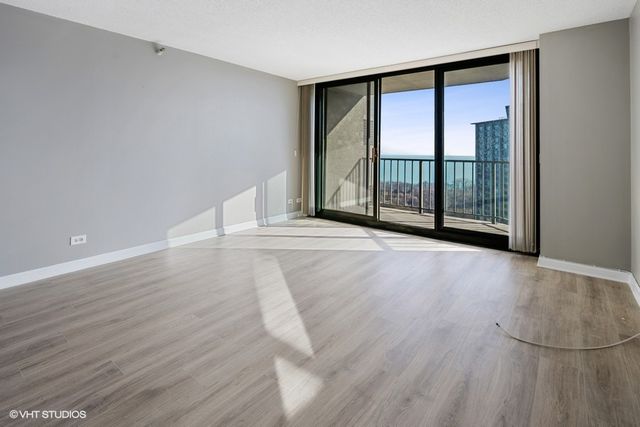 3660 N LAKE SHORE Drive 2407, Chicago, IL 60613