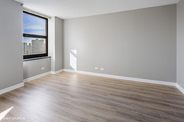 3660 N LAKE SHORE Drive 2407, Chicago, IL 60613