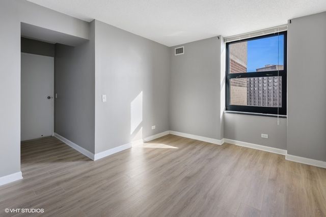 3660 N LAKE SHORE Drive 2407, Chicago, IL 60613