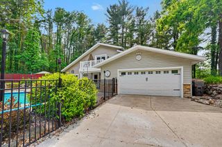9979 W Main Street, Kalamazoo, MI 49009