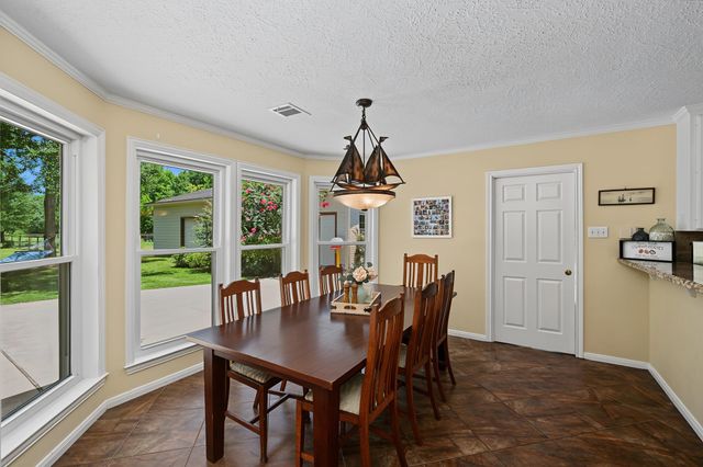424 Middleton Street, Bacliff, TX 77518