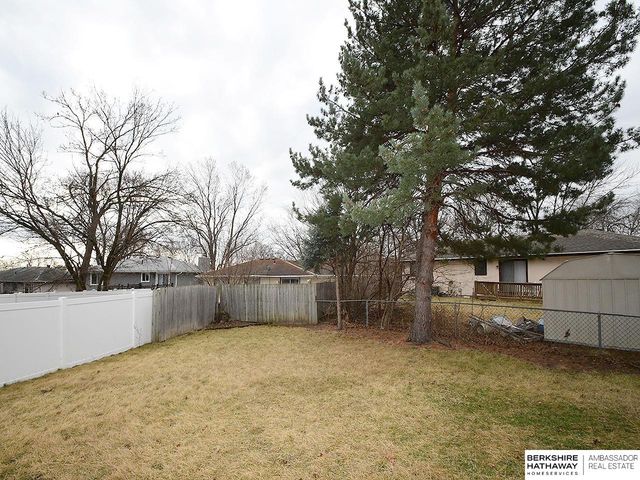 421 Sante Fe Trail, Lincoln, NE 68521