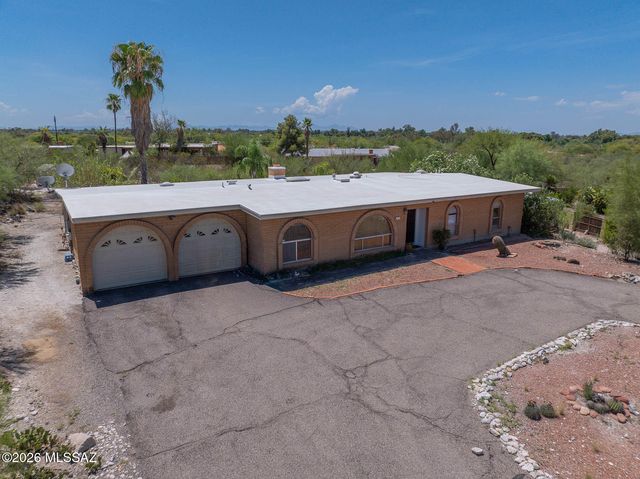 6520 E Calle De Amigos, Tucson, AZ 85750