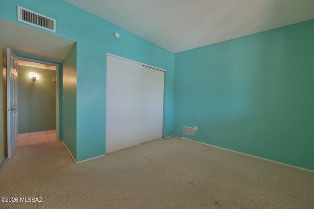 6520 E Calle De Amigos, Tucson, AZ 85750