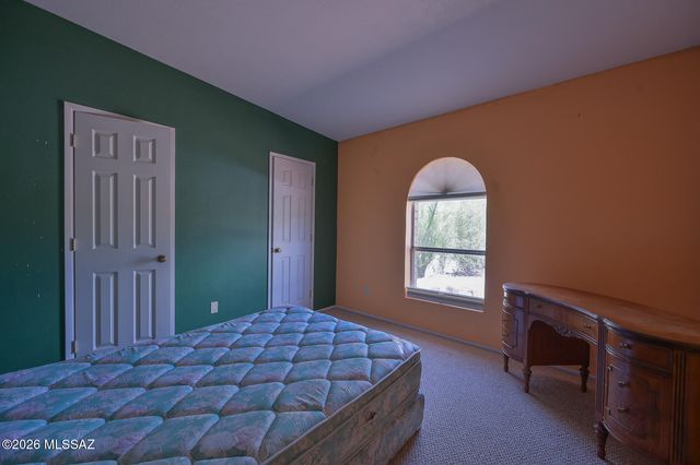 6520 E Calle De Amigos, Tucson, AZ 85750