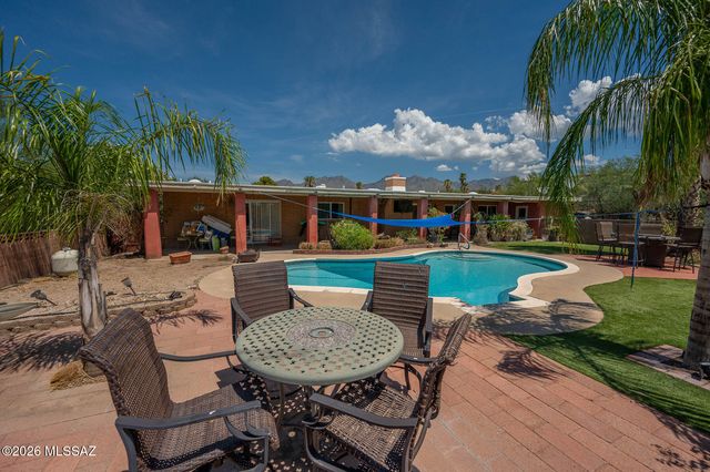6520 E Calle De Amigos, Tucson, AZ 85750