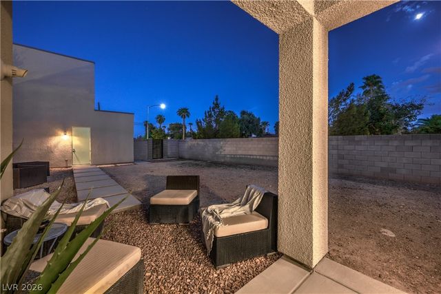 1335 South 8th Street, Las Vegas, NV 89104