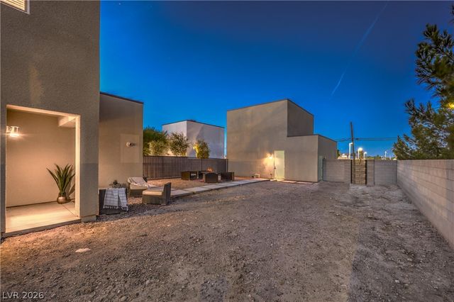 1335 South 8th Street, Las Vegas, NV 89104