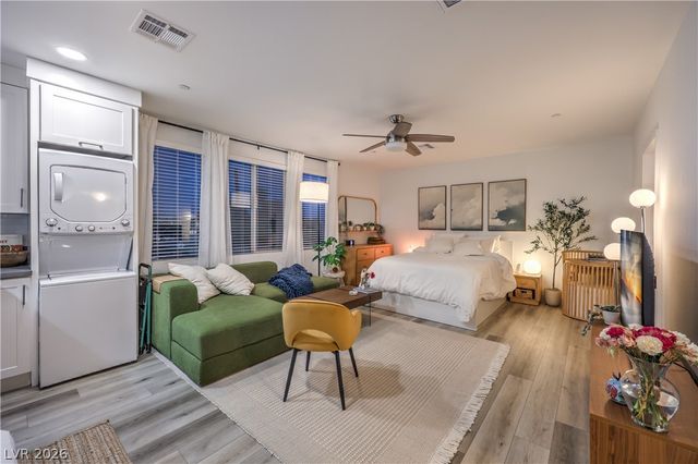 1335 South 8th Street, Las Vegas, NV 89104