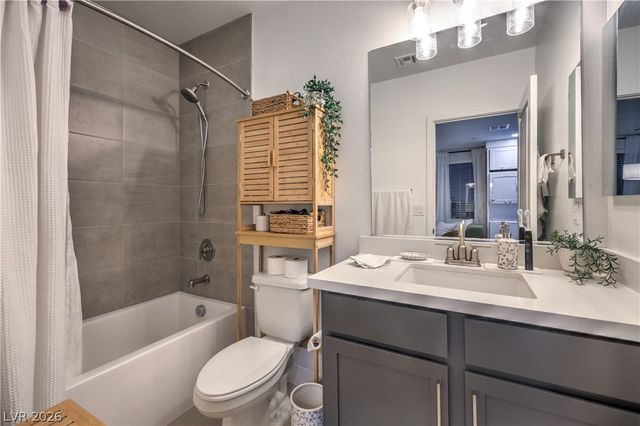 1335 South 8th Street, Las Vegas, NV 89104