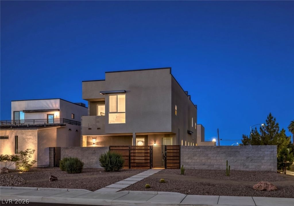 1335 South 8th Street, Las Vegas, NV 89104