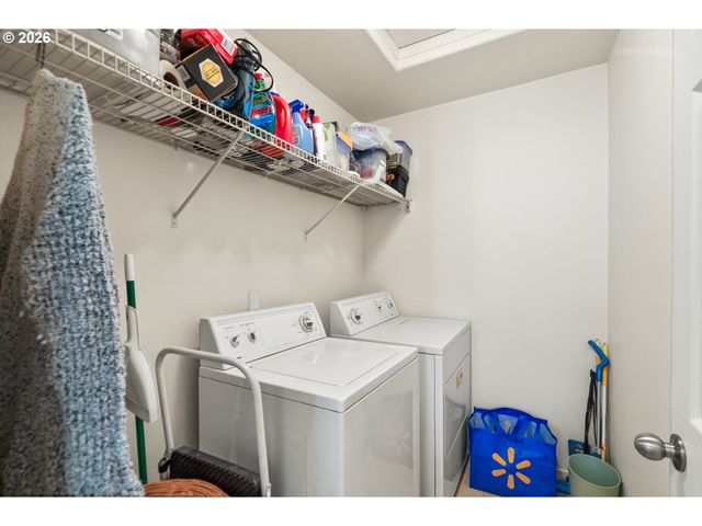 21147 Sw MADEIRA Ter, Sherwood, OR 97140