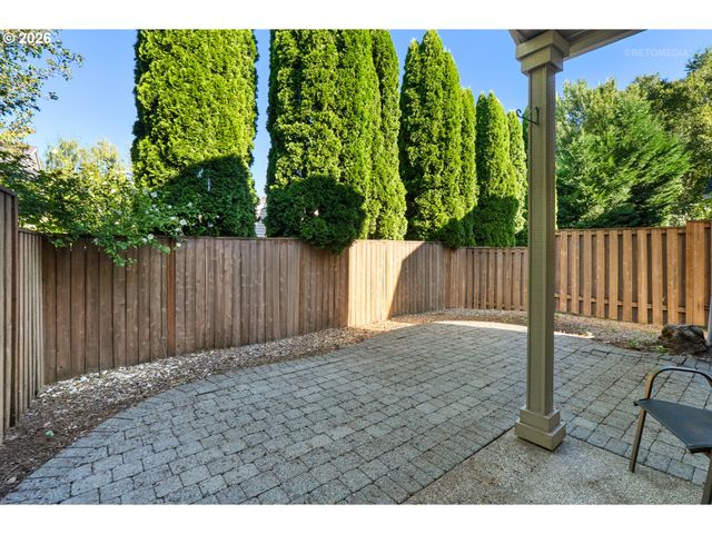 21147 Sw MADEIRA Ter, Sherwood, OR 97140